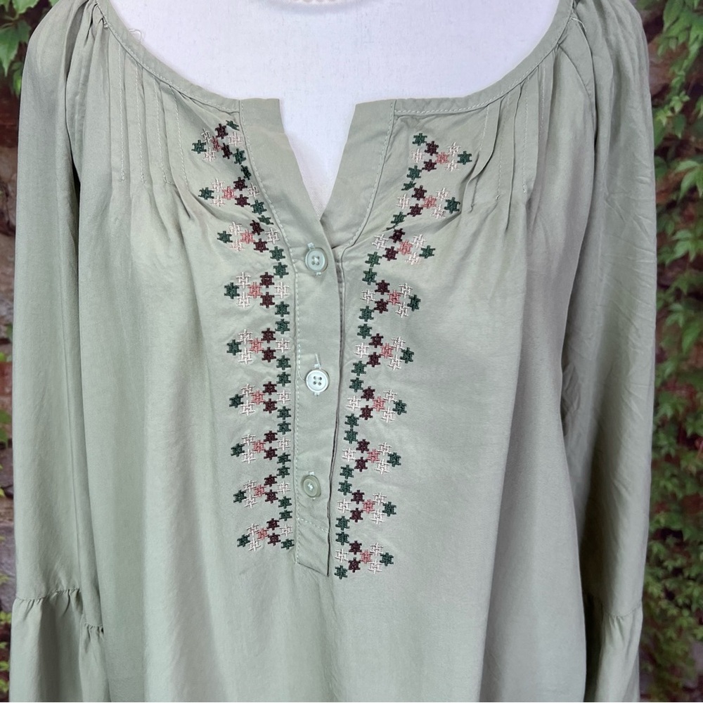GRACE + KARMA Sage Green Embroidered Blouse, L - Picture 3 of 12